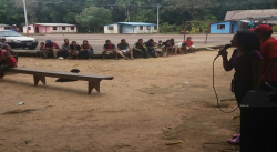 Habitantes de la comunidad Picatonal piden al gobierno que les restituyan sus tierras (+Vídeo)