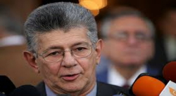 Allup: Tenemos que seguir luchando por encima de cualquier diferencia