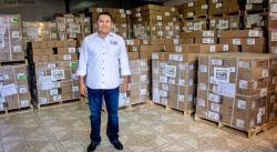 BERTUCCI RECIBIÓ 40 TONELADAS DE MEDICINAS PROVENIENTES DE EEUU