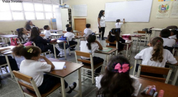 PARA ENVIAR A UN ESTUDIANTE A LA ESCUELA SE NECESITAN AL MENOS BS 15,8 MILLONES DE BOLÍVARES