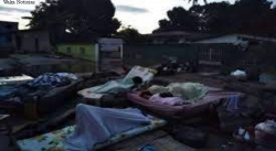 OVC DENUNCIÓ QUE FAMILIAS DUERMEN EN LA INTEMPERIE TRAS DESBORDAMIENTO DEL RÍO LIMÓN