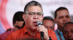 Elías Jaua: Nadie nos va a quitar el derecho a votar