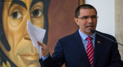 CANCILLER ARREAZA DENUNCIÓ XENOFOFIA CONTRA MIGRANTES VENEZOLANOS