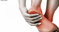 PIES Y PIERNAS HINCHADAS PUEDEN SER SIGNOS DE MALA CIRCULACIÓN