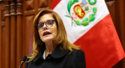 PERÚ: RENUNCIA LA PRESIDENTA NOMBRADA POR EL PARLAMENTO