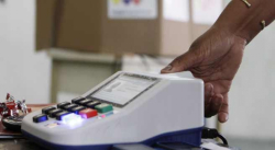 Centro de Votación Rómulo Betancourt no ha aperturado todavía