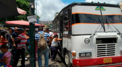 Establecen precio del pasaje urbano en Bs.S 70