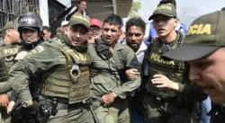 Unos 120 miembros de las Fuerzas Armadas de Venezuela han desertado en Colombia