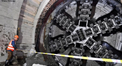 FINALIZA CONSTRUCCIÓN DEL TÚNEL SUBTERRÁNEO MÁS LARGO DE CHINA