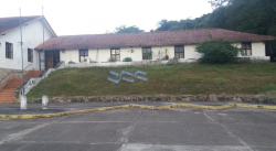 Estudiantes de la Universidad Nacional protestaron por falta de seguridad y energía eléctrica en sus instalaciones.