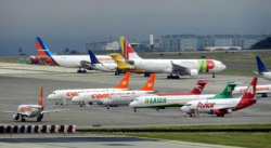 SOLAMENTE CUATRO AEROLÍNEAS CUBREN VUELOS NACIONALES