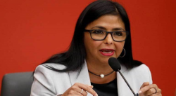 PRESIDENTE MADURO SOLICITÓ A SU GABINETE EJECUTIVO PONER SUS CARGOS A LA ORDEN