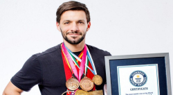 KARATECA ANTONIO DÍAZ ENTRÓ EN EL LIBRO DE RÉCORD GUINNESS